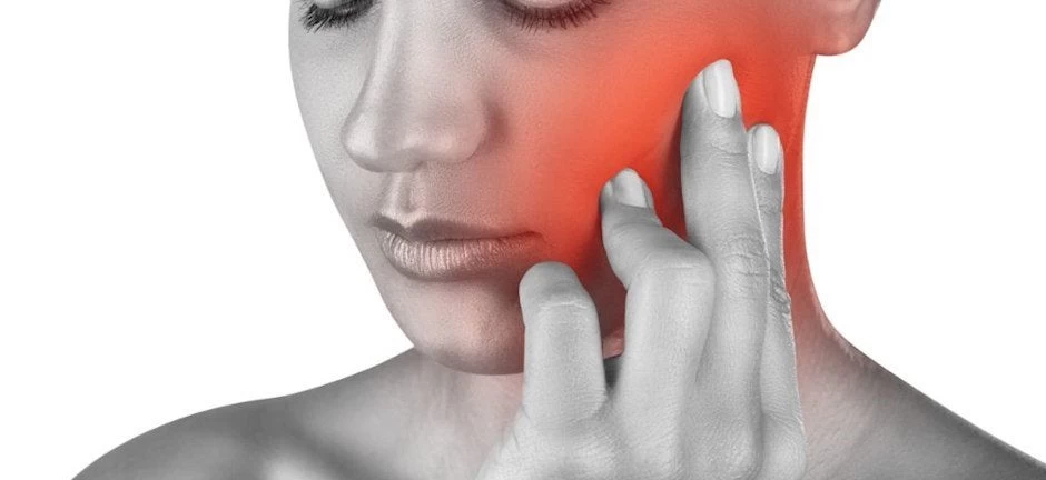 Πού οφείλεται ο πόνος που αισθανόμαστε στα δόντια όταν καταναλώνουμε κάτι πολύ ζεστο ή πολύ κρύο;-Τι πρέπει να κάνουμε